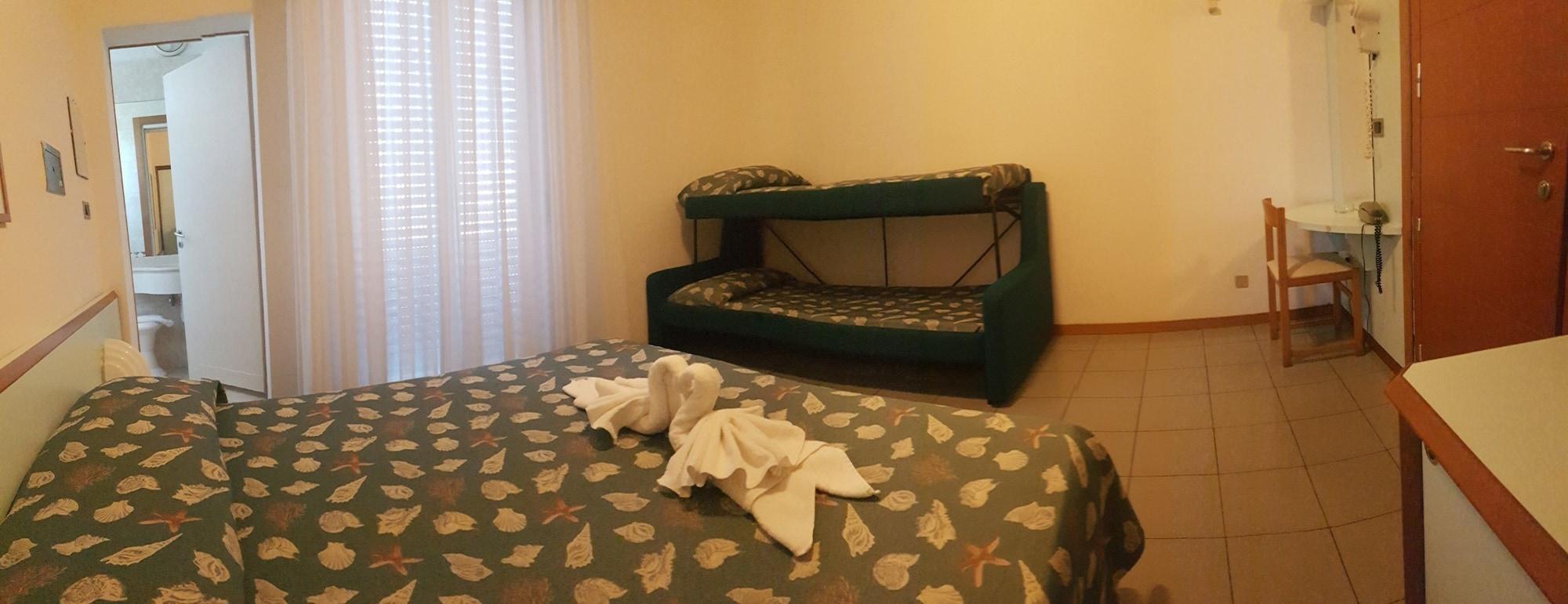 רימיני Hotel Gaby מראה חיצוני תמונה