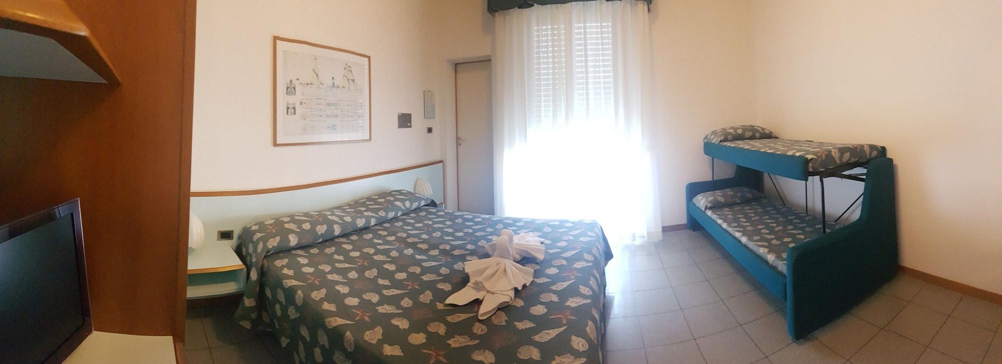 רימיני Hotel Gaby מראה חיצוני תמונה