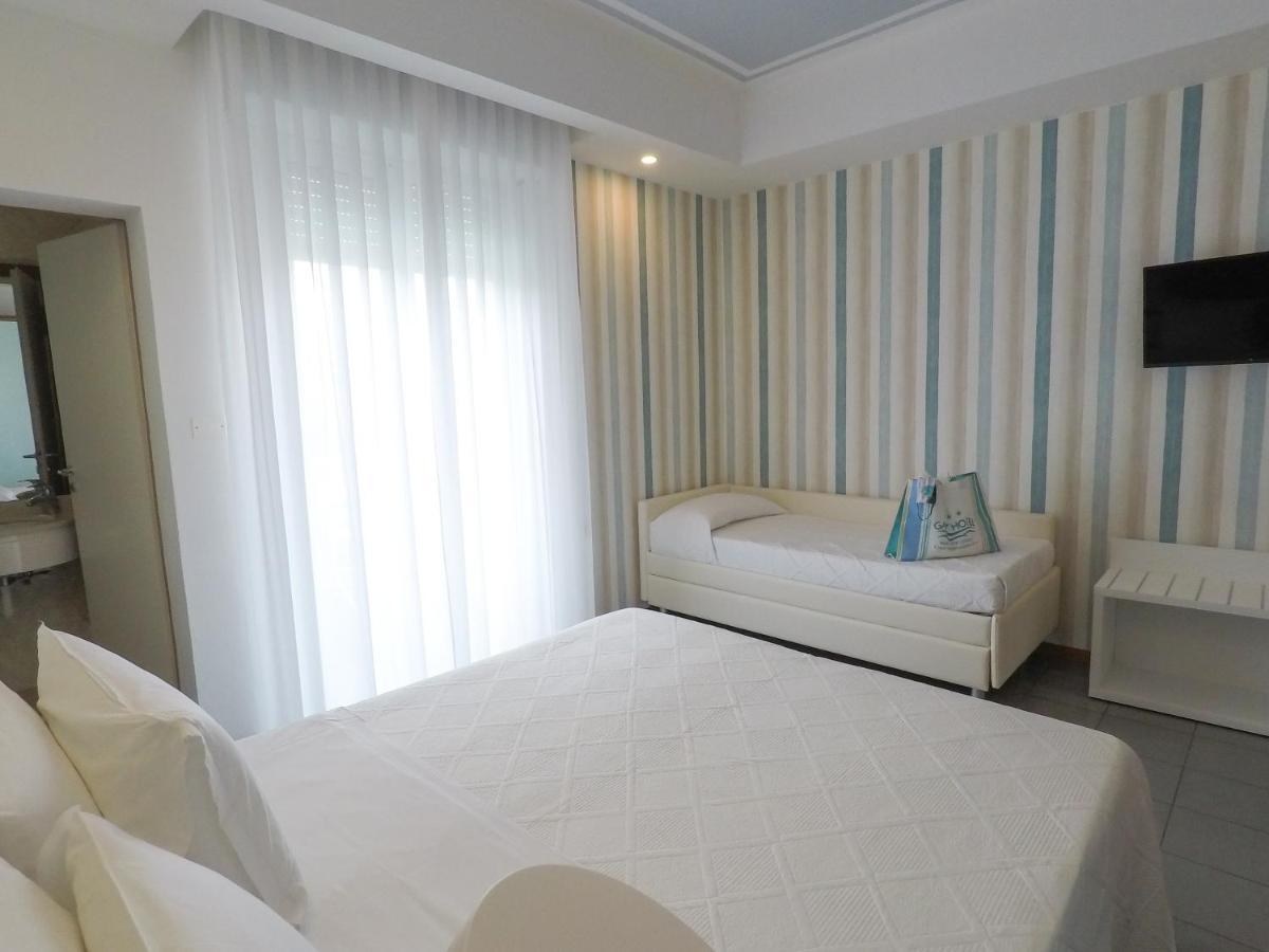 רימיני Hotel Gaby מראה חיצוני תמונה