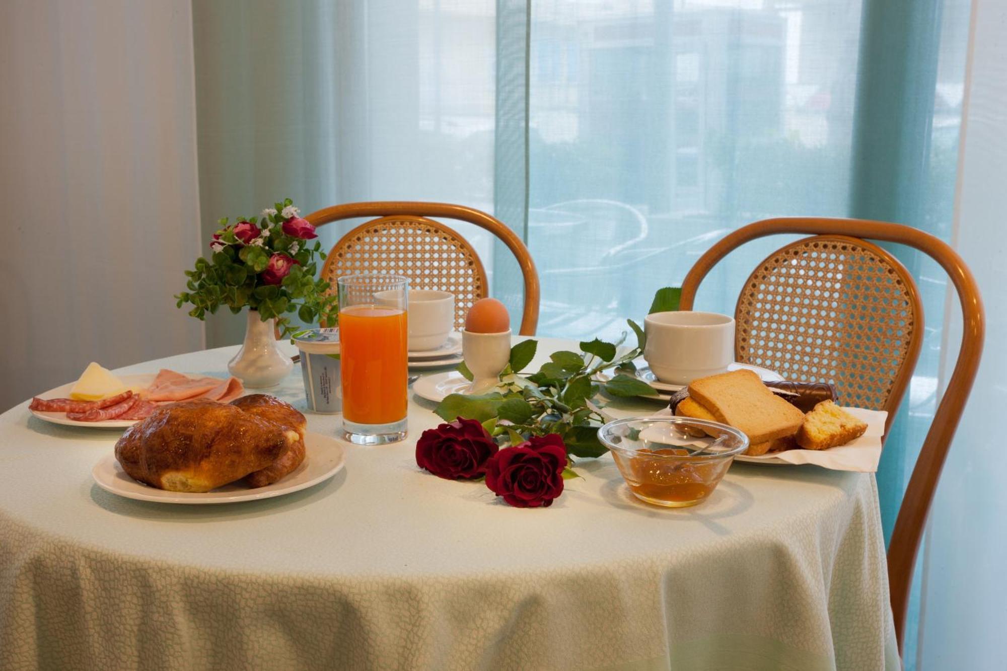 רימיני Hotel Gaby מראה חיצוני תמונה