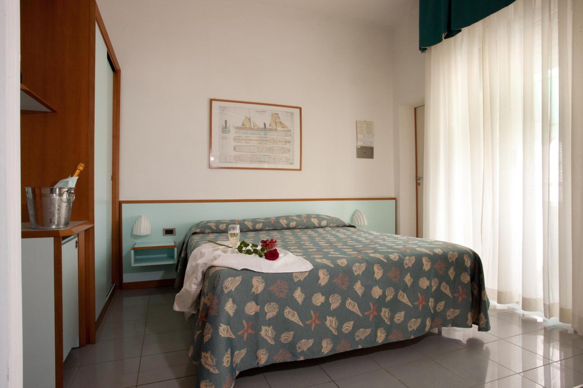 רימיני Hotel Gaby מראה חיצוני תמונה