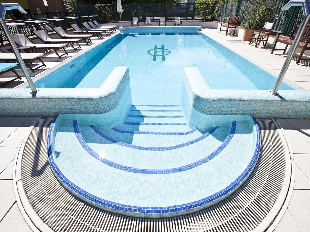 רימיני Hotel Gaby מראה חיצוני תמונה
