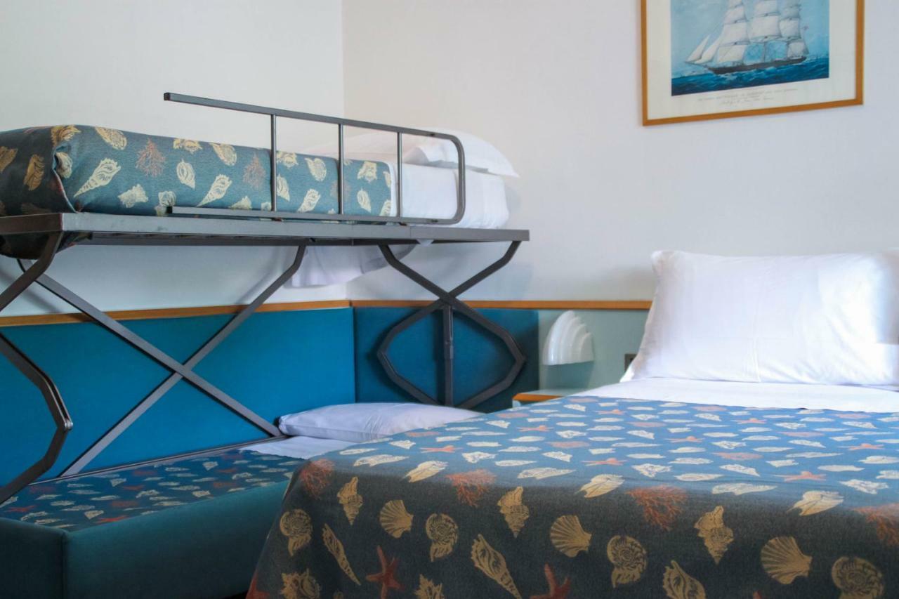 רימיני Hotel Gaby מראה חיצוני תמונה