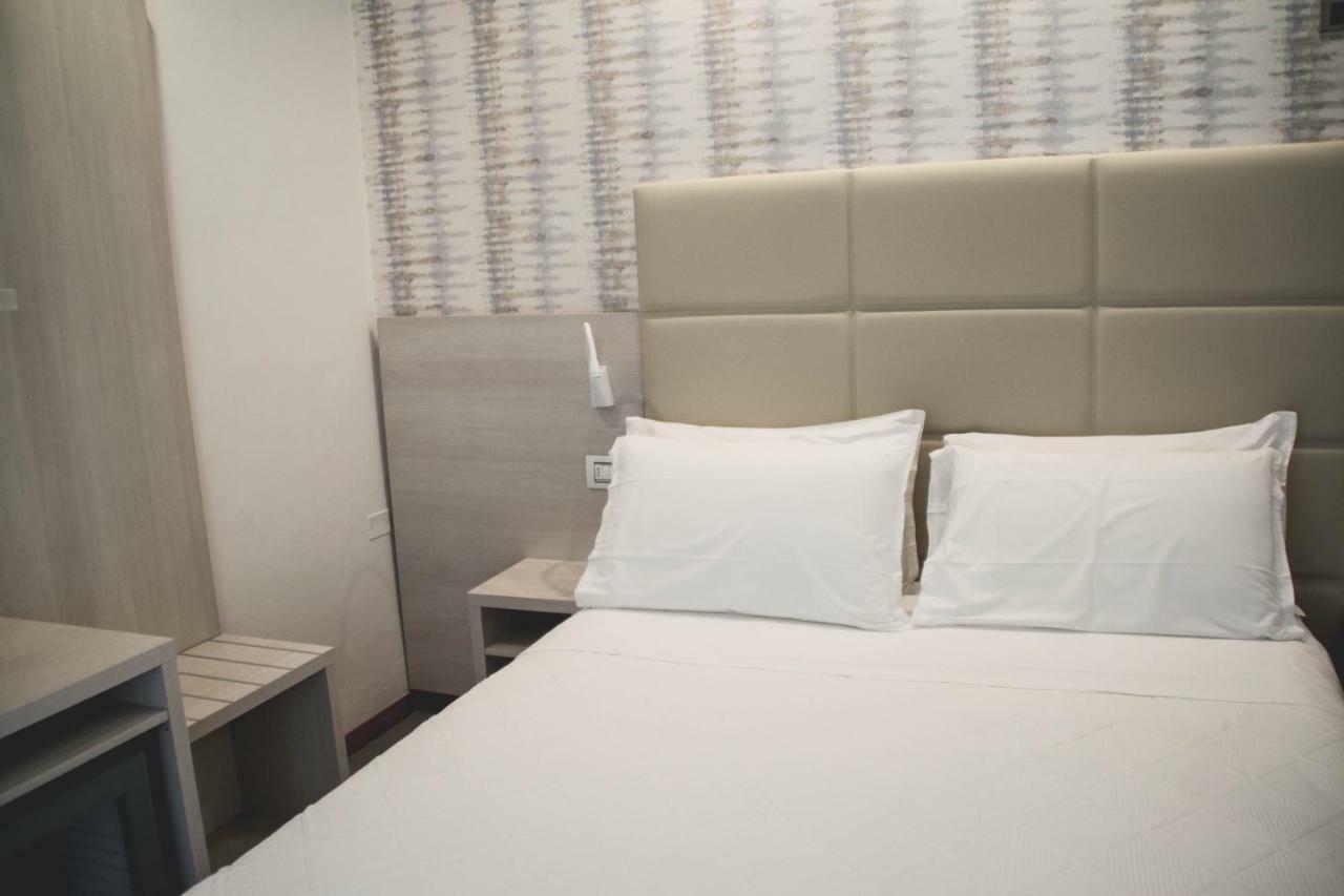 רימיני Hotel Gaby מראה חיצוני תמונה